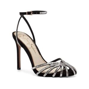Jessica Simpson Women's
Jileta Black.